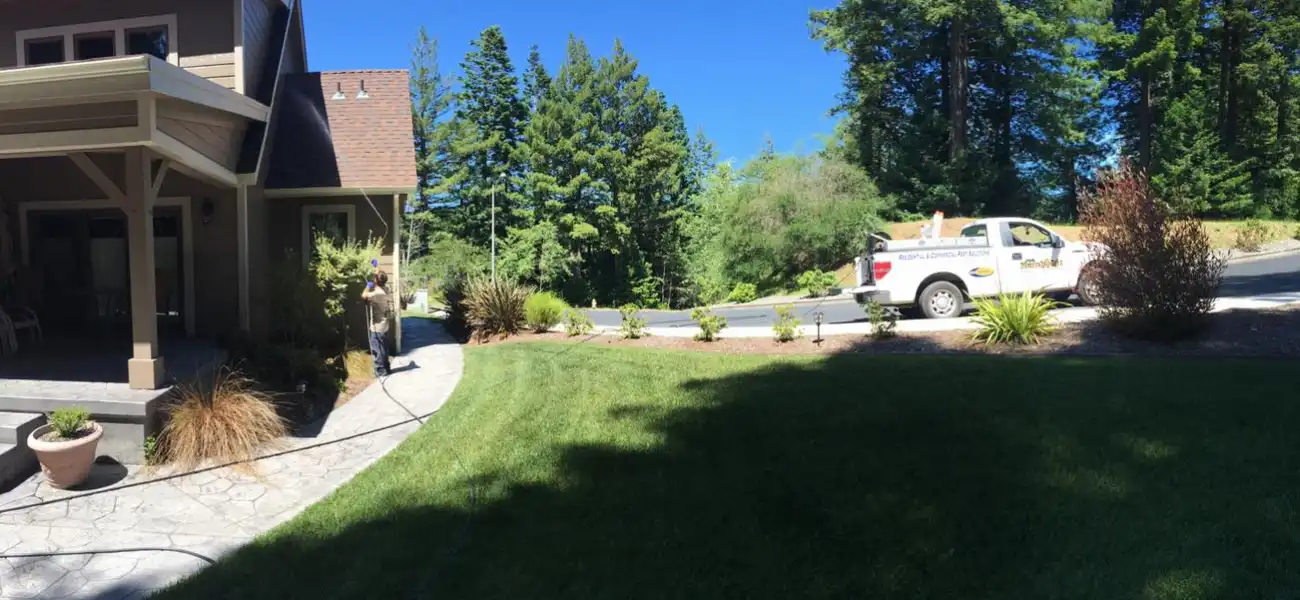 A Humboldt Termite & Pest Control technician performing routine pest protection services in Arcata
